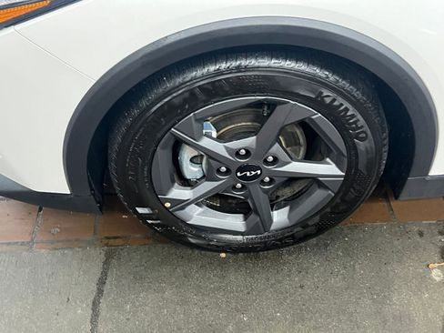 Used 2025 Kia K4 LXS FWD image 25