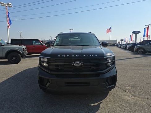 New 2026 Ford Expedition Active AWD/4WD image 10