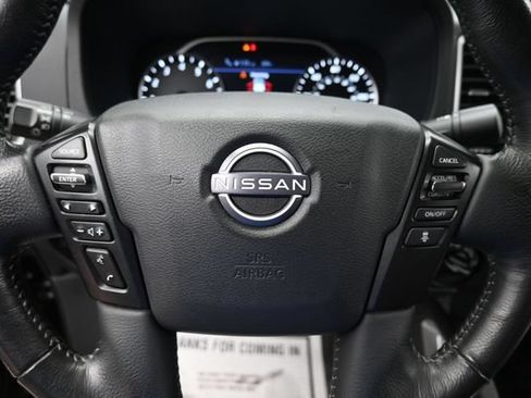 Used 2022 Nissan Frontier SV AWD/4WD image 14