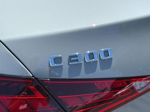 Used 2025 Mercedes-Benz C 300 Sedan image 36