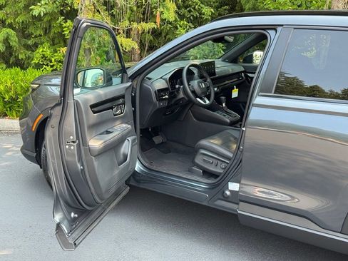 Certified 2026 Honda CR-V Sport Touring image 8