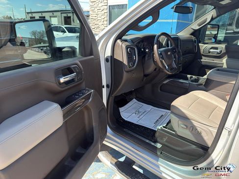 Used 2020 Chevrolet Silverado 3500 LTZ w/ LTZ Plus Package AWD/4WD image 14