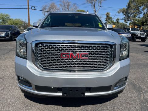Used 2017 GMC Yukon XL Denali w/ Open Road Package RWD image 12