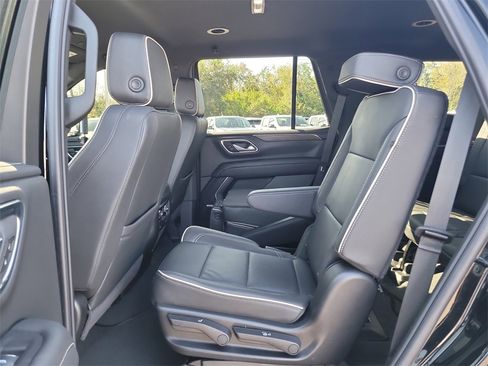 Used 2024 Chevrolet Tahoe Premier image 11