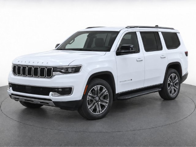 Used 2024 Jeep Wagoneer Series II w/ Flexible Seating Group RWD image 8