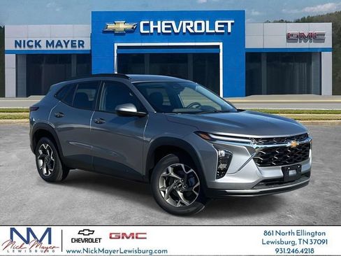 New 2026 Chevrolet Trax LT w/ Driver Confidence Package FWD image 1