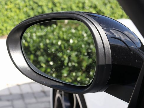 Used 2022 Alfa Romeo Giulia Veloce image 9