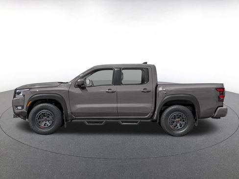 Used 2026 Nissan Frontier PRO-4X AWD/4WD image 3