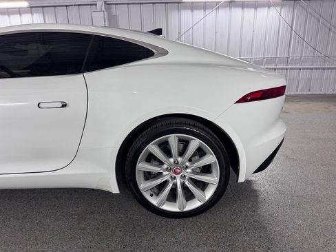 Used 2017 Jaguar F-TYPE Coupe RWD image 15