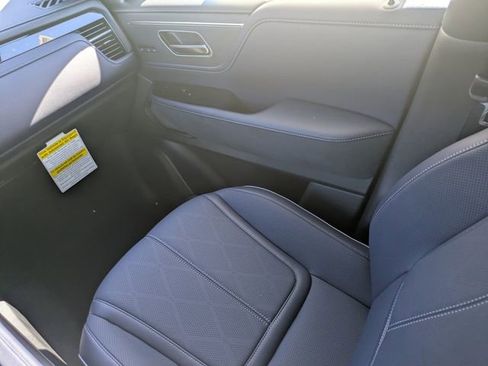 New 2026 INFINITI QX80 4WD image 18