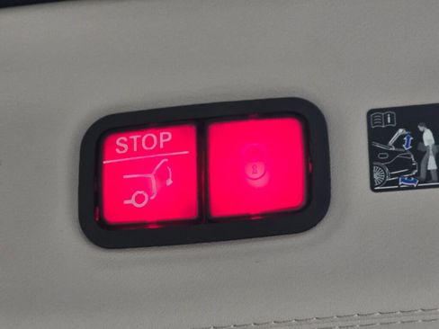 Used 2025 Mercedes-Benz Maybach GLS 600 4MATIC image 20