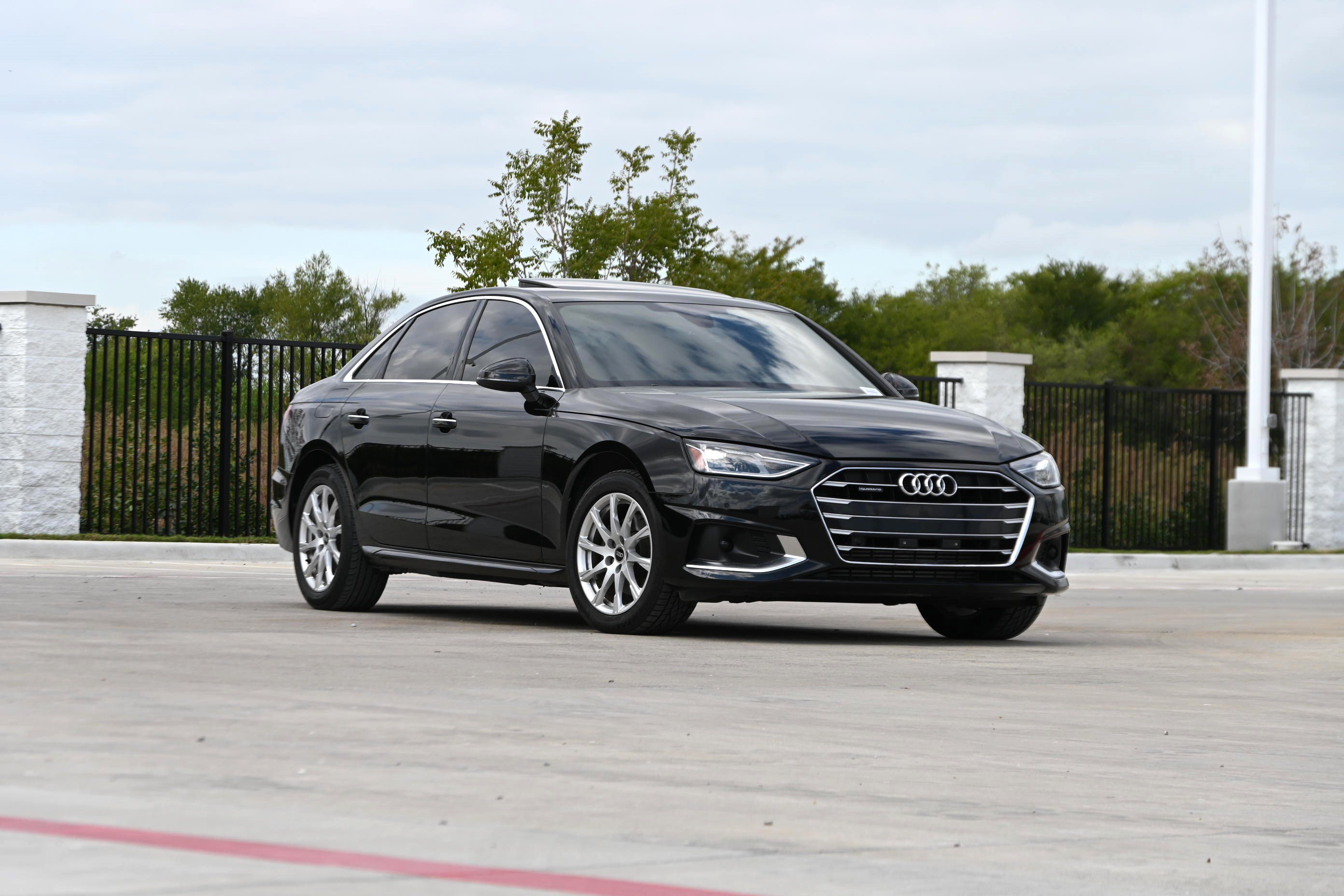 Used 2021 Audi A4 2.0T Premium w/ Convenience Package AWD/4WD image 2