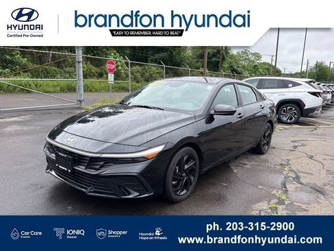 Certified 2026 Hyundai Elantra Sport w/ Cargo Package FWD image 3