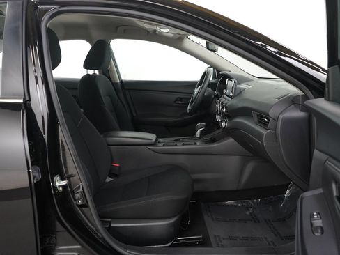 Used 2024 Nissan Sentra S image 11