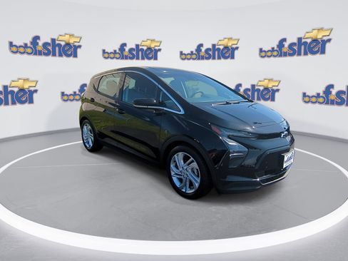 Used 2022 Chevrolet Bolt LT image 3