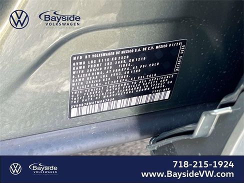 New 2026 Volkswagen Tiguan SE R-Line image 19