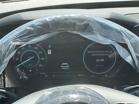 New 2025 Hyundai Elantra Limited image 26