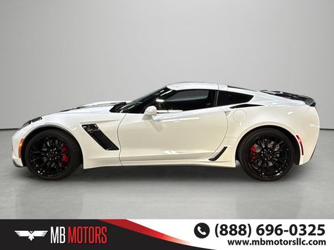 Used 2016 Chevrolet Corvette Z06 w/ 2LZ Preferred Equipment Group RWD image 2