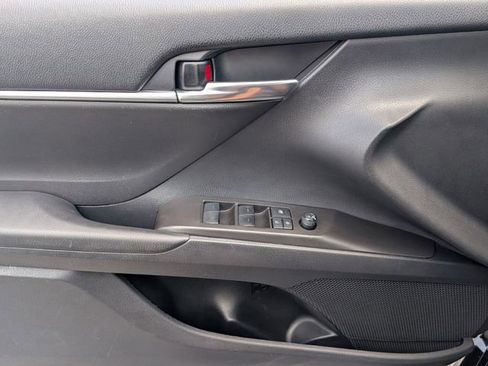 Used 2023 Toyota Camry SE FWD image 26