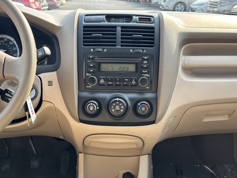 Used 2008 Kia Sportage LX AWD/4WD image 9