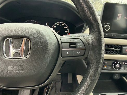 Used 2024 Honda HR-V LX image 12