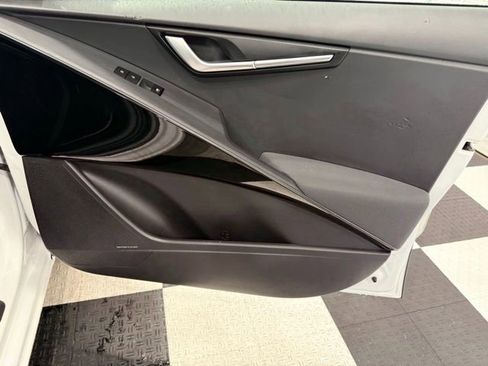 Used 2023 Kia Niro Wave image 21