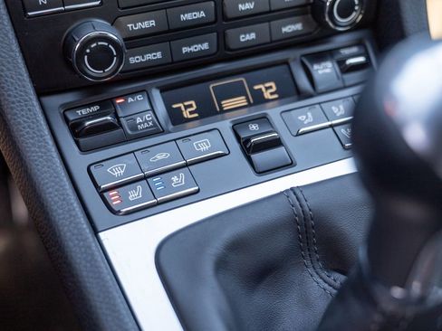 Used 2024 Porsche 718 Cayman S image 22