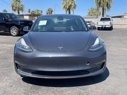Used 2018 Tesla Model 3 Long Range RWD image 8