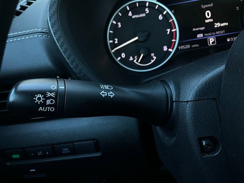 Used 2025 Nissan Sentra SV image 33