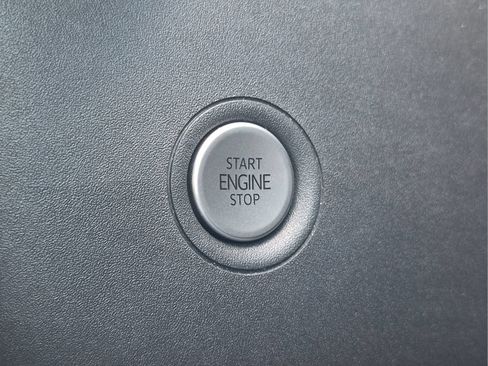 Used 2024 Volkswagen ID.4 Pro RWD image 27