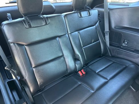 Used 2022 Ford Explorer ST image 24