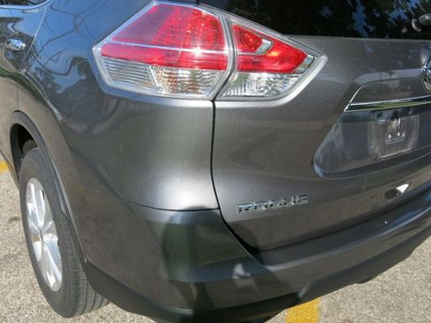 Used 2015 Nissan Rogue SV AWD/4WD image 40