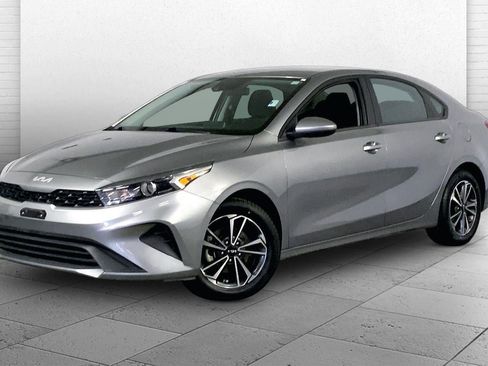 Certified 2024 Kia Forte LXS image 12