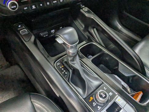 Used 2025 Kia Telluride S AWD/4WD image 18