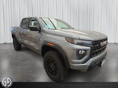 New 2026 GMC Canyon Elevation w/ Convenience Package image 3