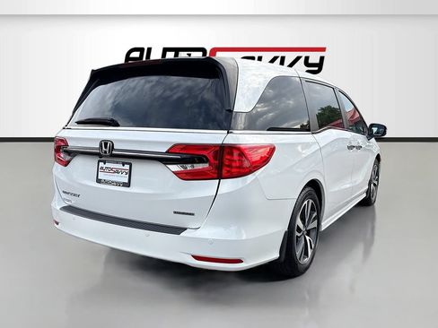 Used 2023 Honda Odyssey Touring image 7