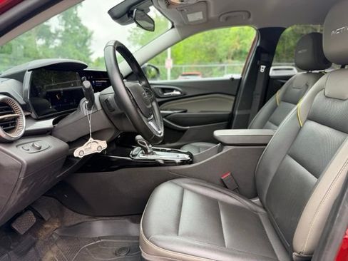 Used 2024 Chevrolet Trax ACTIV w/ Driver Confidence Package FWD image 7