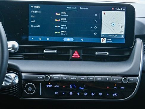 Certified 2025 Hyundai Ioniq 5 SEL image 17