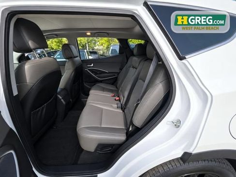 Used 2017 Hyundai Santa Fe Sport FWD image 16