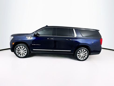 Used 2023 GMC Yukon XL Denali w/ Denali Reserve Package image 6