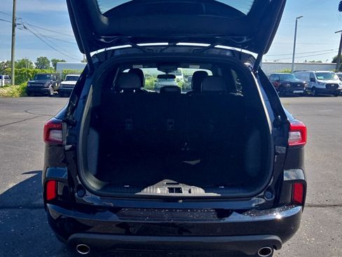 Used 2023 Ford Escape ST-Line w/ Tech Pack #1 AWD/4WD image 23