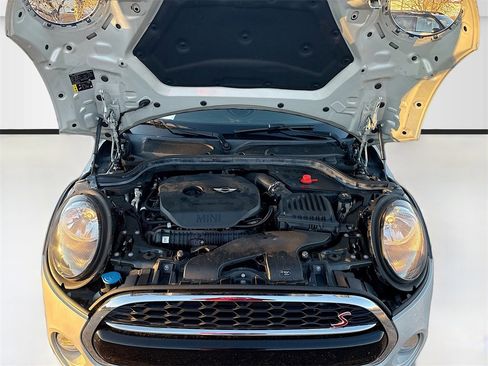 Used 2019 MINI Cooper S image 28