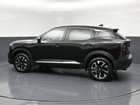 New 2026 Nissan Kicks SV w/ SV Premium Package AWD/4WD image 25