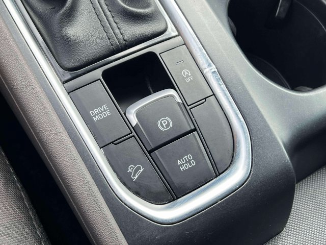 Used 2019 Hyundai Santa Fe SEL AWD/4WD image 30