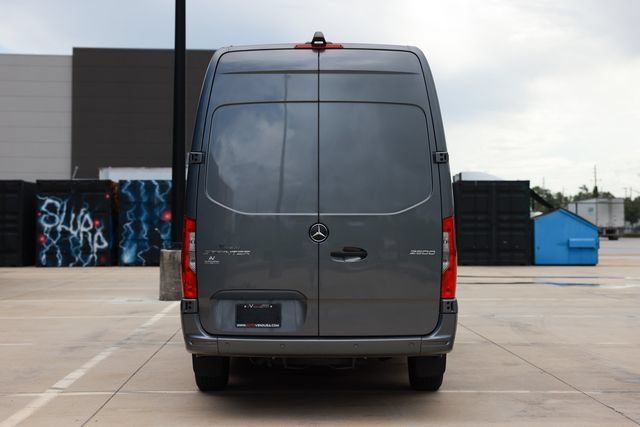 Used 2020 Mercedes-Benz Sprinter 2500 image 11