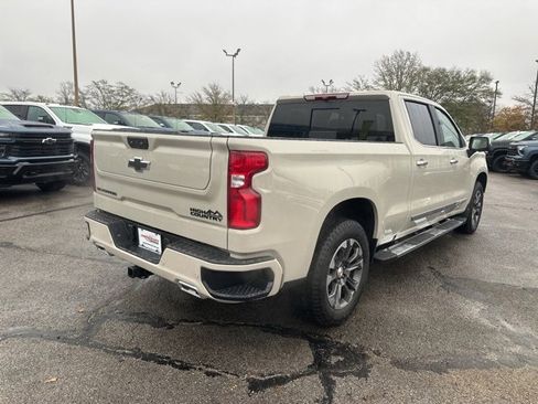 New 2026 Chevrolet Silverado 1500 High Country w/ LPO, Dark Essentials Package image 3