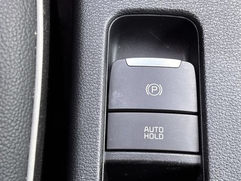 Used 2024 Kia Forte GT-Line FWD image 19