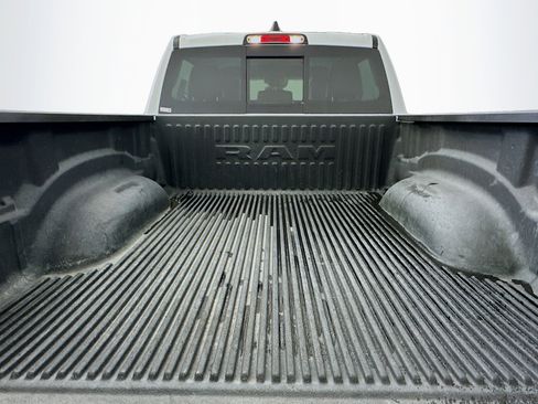 Used 2022 RAM 1500 Laramie AWD/4WD image 29