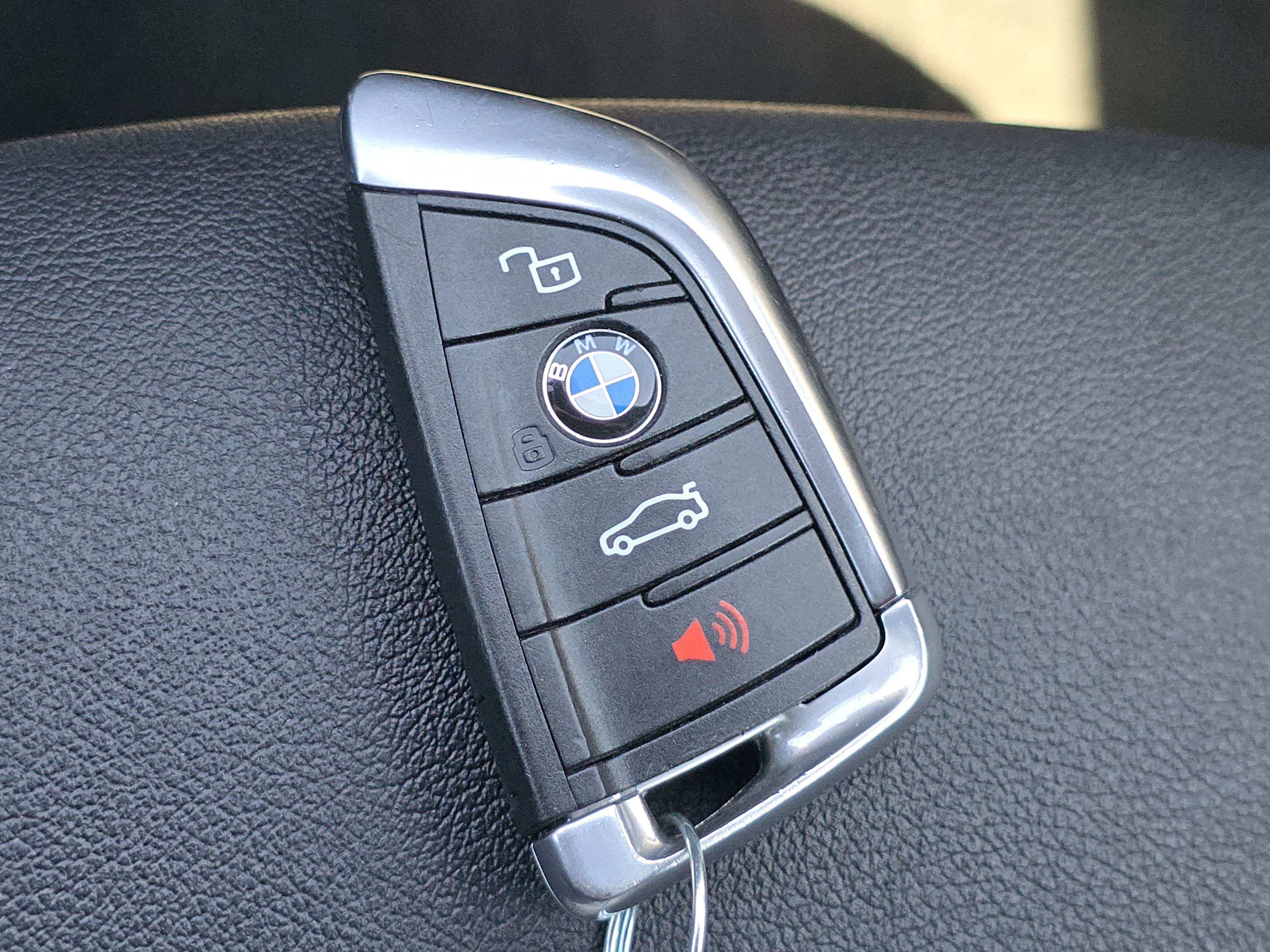 Used 2019 BMW 330i xDrive Sedan w/ Convenience Package AWD/4WD image 28