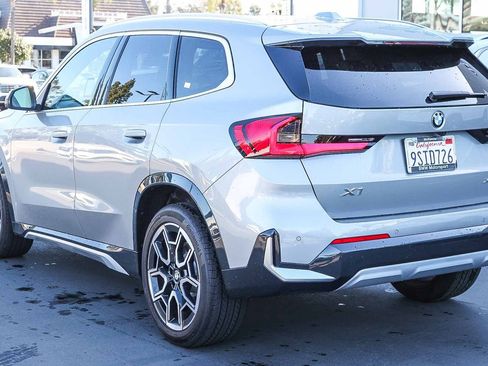 Used 2025 BMW X1 xDrive28i w/ Technology Package image 8